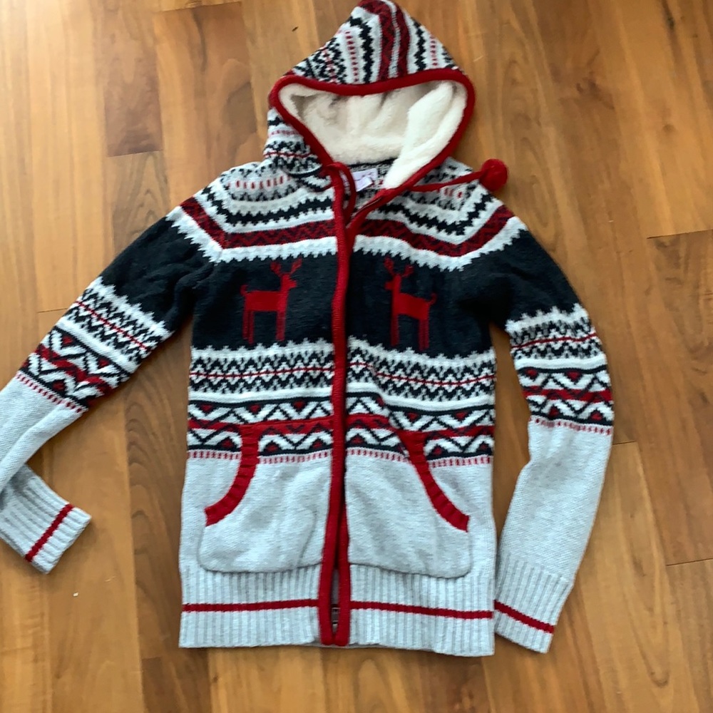 Holiday sweater! With tags